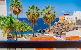 Family Apartment With 3 Bedrooms And Balcony Near Los Gigantes And Ocean